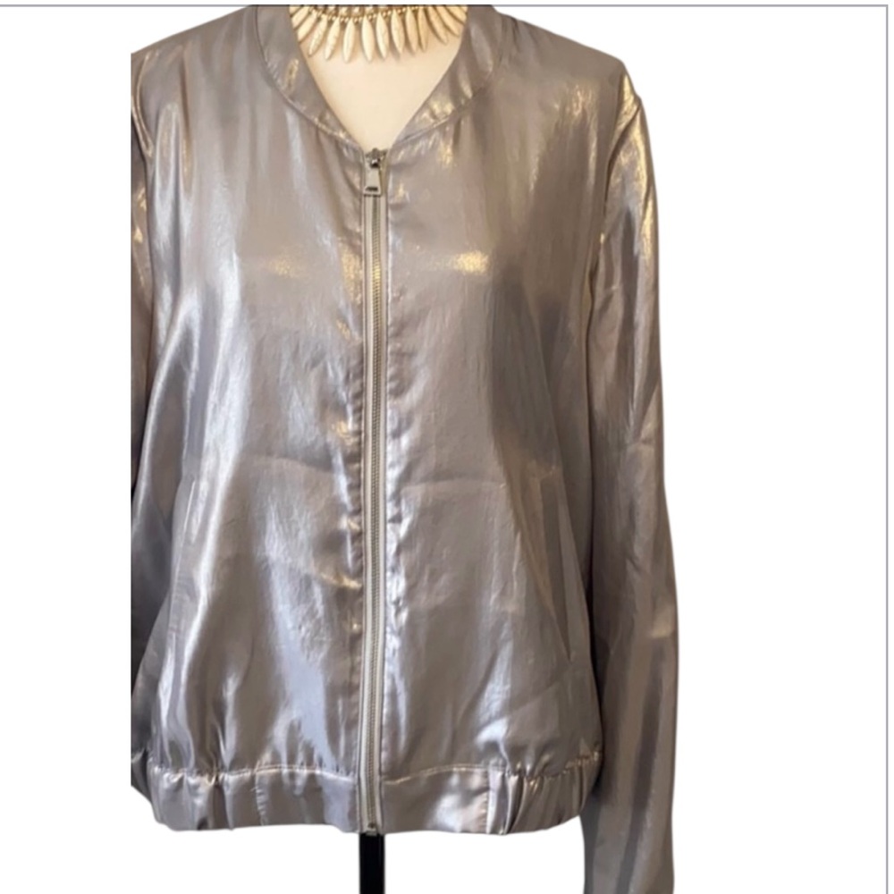 Express size large silver metallic lightweight bomber jacket zip front , pockets